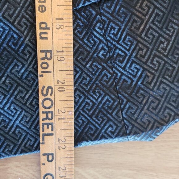 Giorgio Armani luxury black blazer - Picture 8 of 12